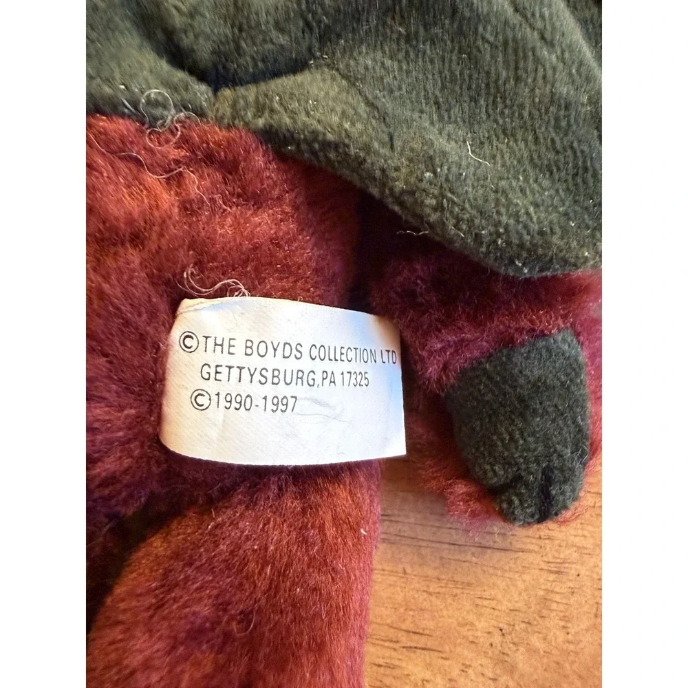 RETIRED Boyds Bears 
